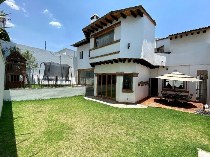 Renta Casa En Lomas Hipodromo. Amueblada O Semi Amueblada