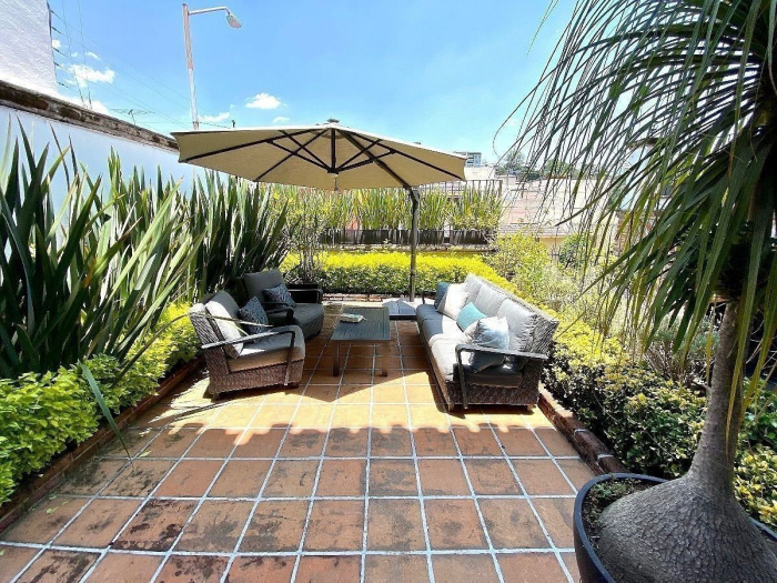 Renta Casa En Lomas Hipodromo. Amueblada O Semi Amueblada