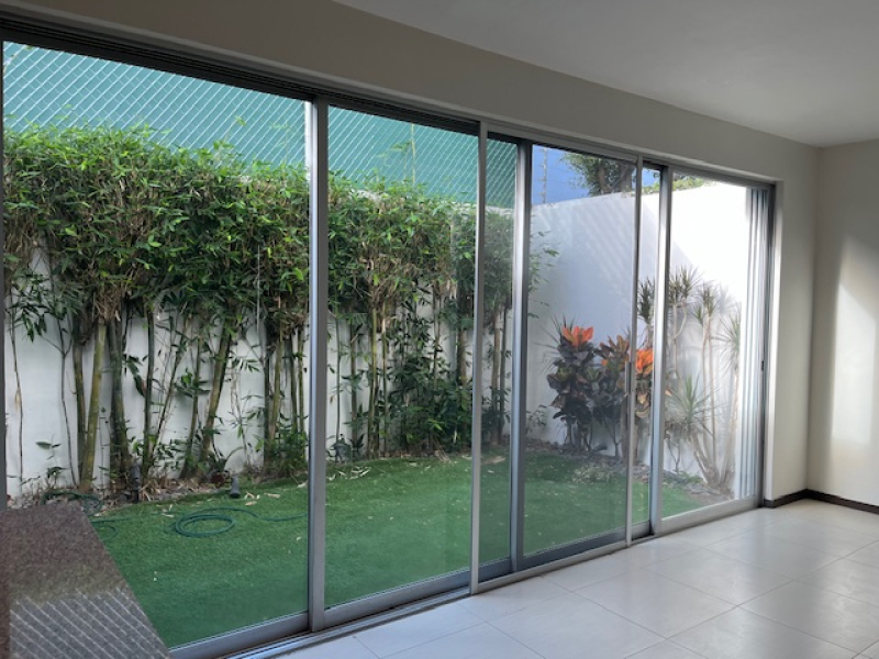 Casa En Condominio En Renta En Zona Real Zapopan