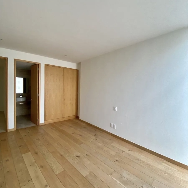 Departamento Con Balcón En Santa Fe 