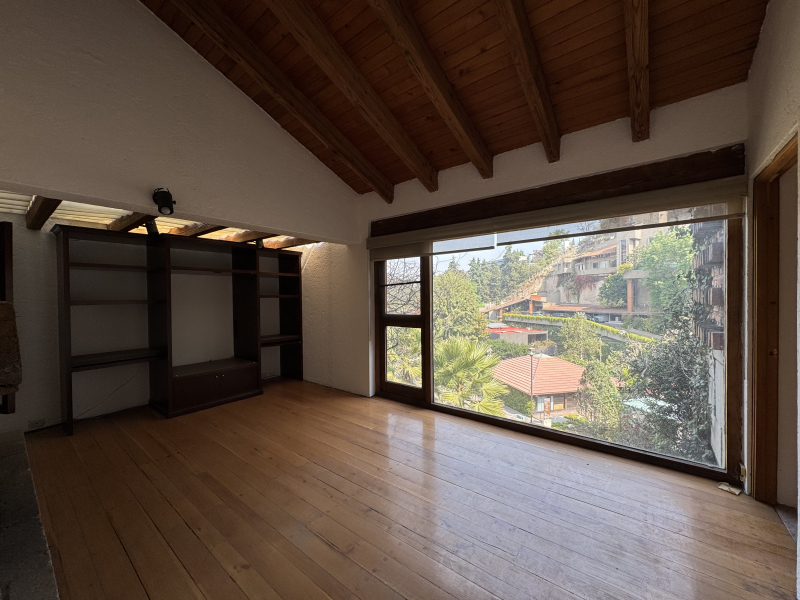 CASA EN VENTA EN PRIVADA PARA ACTUALIZAR-LA LOMA-AHUEHUETES SUR-RIVERA DE CUPIA-BOSQUES DE LAS LOMAS-LOMAS DE CHAPULTEPEC 