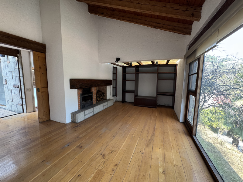 CASA EN VENTA EN PRIVADA PARA ACTUALIZAR-LA LOMA-AHUEHUETES SUR-RIVERA DE CUPIA-BOSQUES DE LAS LOMAS-LOMAS DE CHAPULTEPEC 