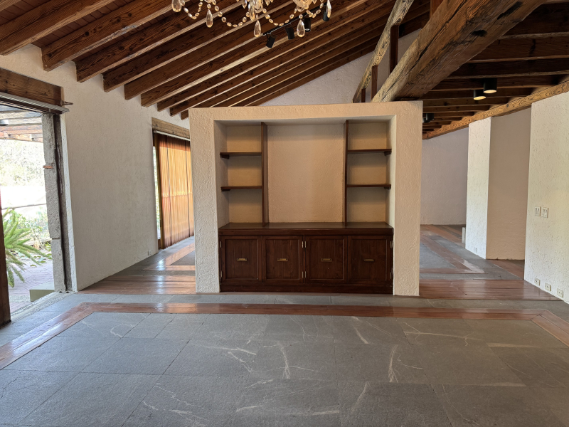 CASA EN VENTA EN PRIVADA PARA ACTUALIZAR-LA LOMA-AHUEHUETES SUR-RIVERA DE CUPIA-BOSQUES DE LAS LOMAS-LOMAS DE CHAPULTEPEC 