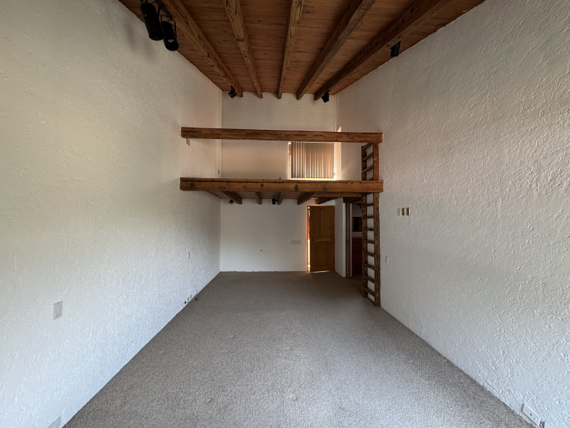 CASA EN VENTA EN PRIVADA PARA ACTUALIZAR-LA LOMA-AHUEHUETES SUR-RIVERA DE CUPIA-BOSQUES DE LAS LOMAS-LOMAS DE CHAPULTEPEC 