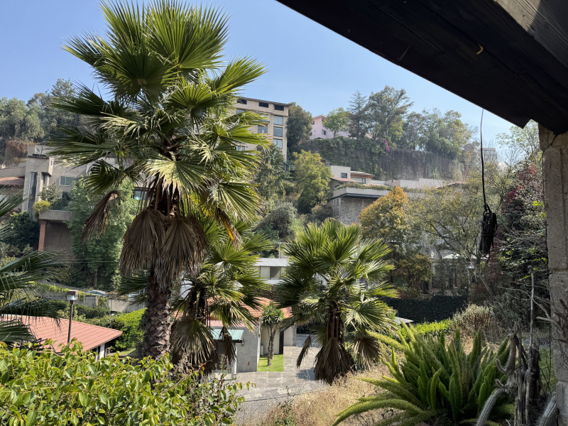 CASA EN VENTA EN PRIVADA PARA ACTUALIZAR-LA LOMA-AHUEHUETES SUR-RIVERA DE CUPIA-BOSQUES DE LAS LOMAS-LOMAS DE CHAPULTEPEC 