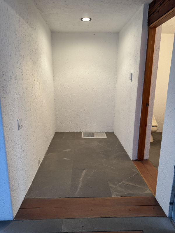 CASA EN VENTA EN PRIVADA PARA ACTUALIZAR-LA LOMA-AHUEHUETES SUR-RIVERA DE CUPIA-BOSQUES DE LAS LOMAS-LOMAS DE CHAPULTEPEC 