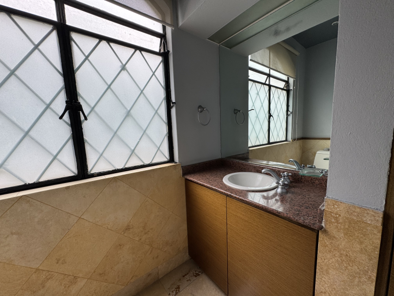 imponete casa en venta con uso de suelo - reforma - lomas de chapultepec 