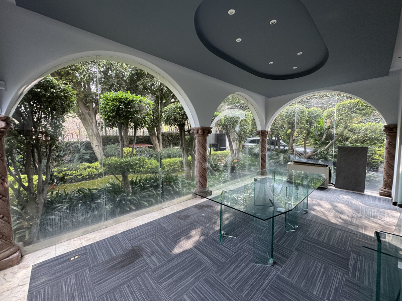 imponete casa en venta con uso de suelo - reforma - lomas de chapultepec 