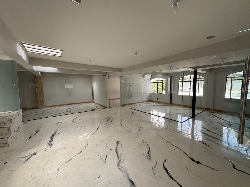 imponete casa en venta con uso de suelo - reforma - lomas de chapultepec 