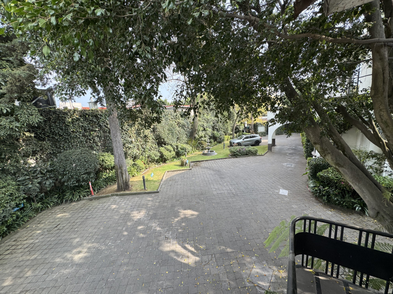 imponete casa en venta con uso de suelo - reforma - lomas de chapultepec 