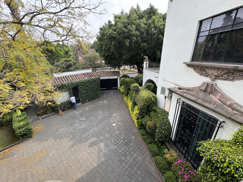 imponete casa en venta con uso de suelo - reforma - lomas de chapultepec 