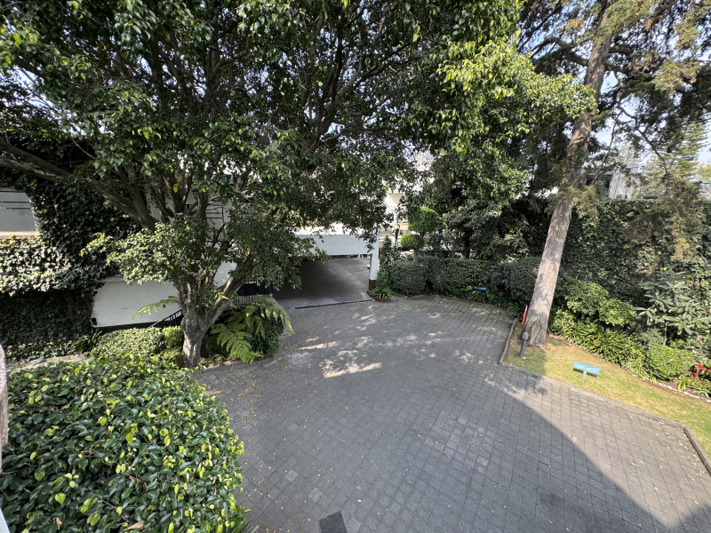 imponete casa en venta con uso de suelo - reforma - lomas de chapultepec 