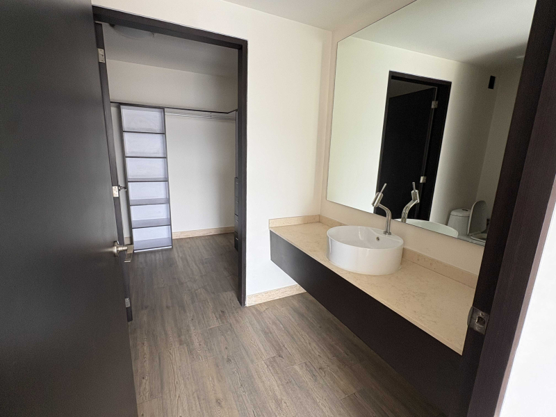 Departamento En Renta En Bosques De Las Palmas