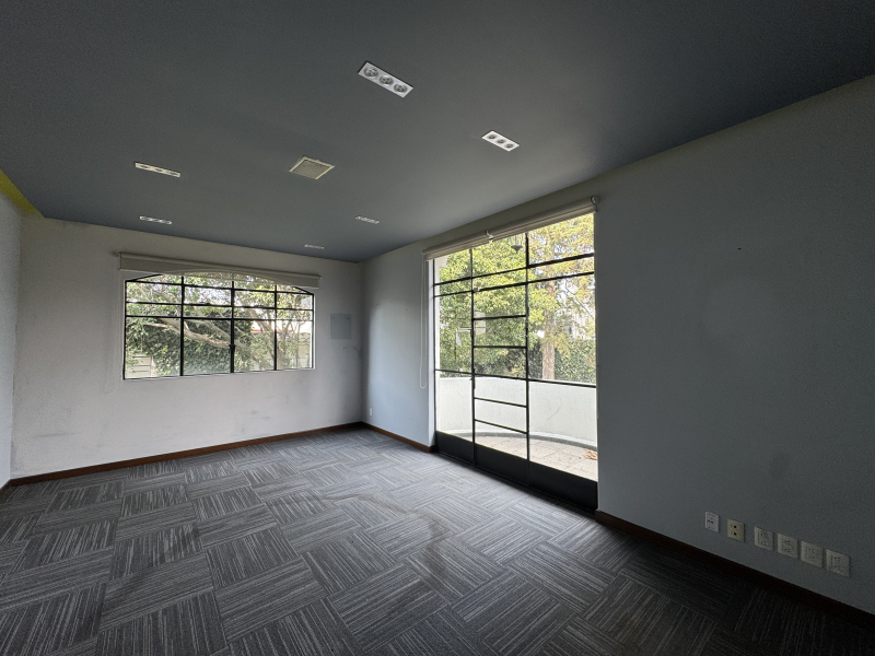 imponete casa en renta con uso de suelo - reforma - lomas de chapultepec 