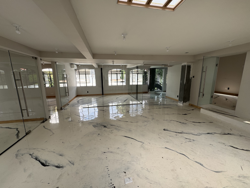 imponete casa en renta con uso de suelo - reforma - lomas de chapultepec 