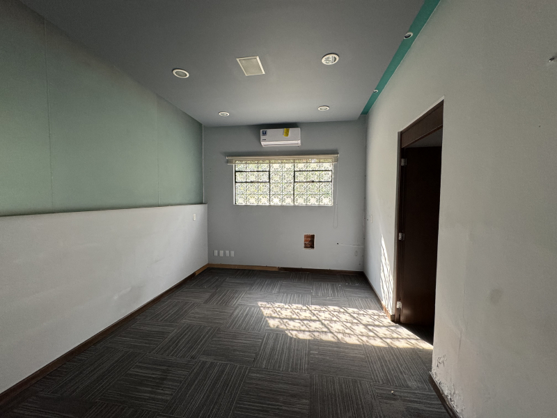 imponete casa en renta con uso de suelo - reforma - lomas de chapultepec 