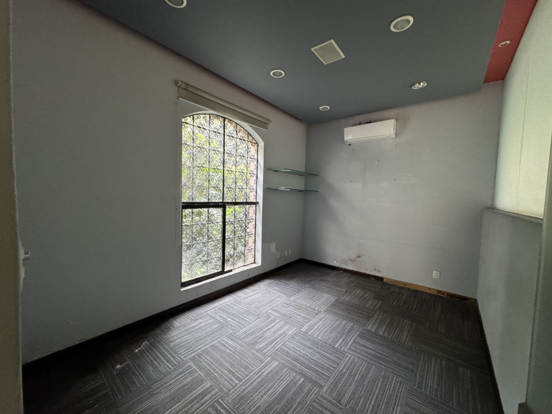 imponete casa en renta con uso de suelo - reforma - lomas de chapultepec 