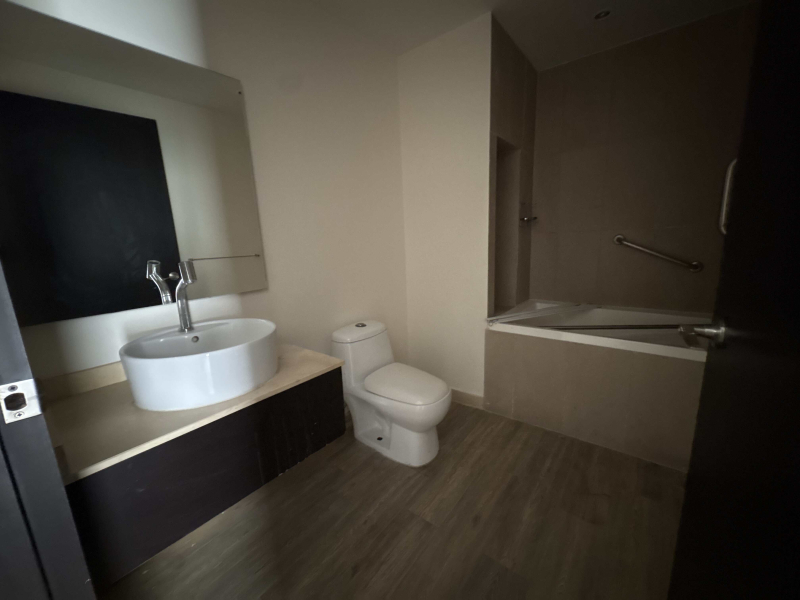 Departamento En Venta En Bosques De Las Palmas