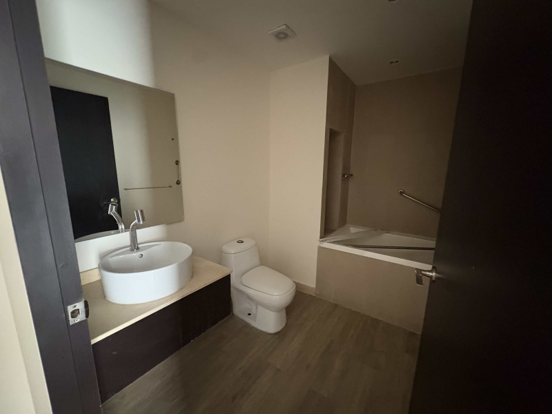 Departamento En Renta En Bosques De Las Palmas