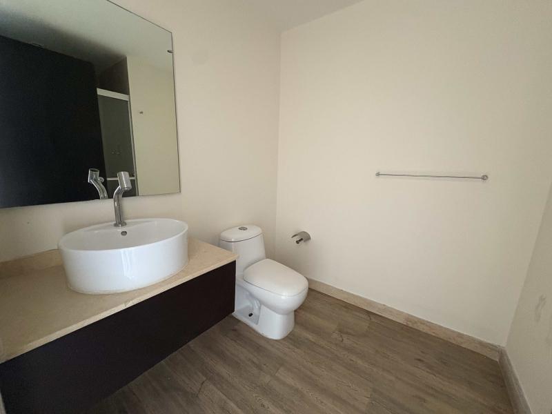 Departamento En Renta En Bosques De Las Palmas