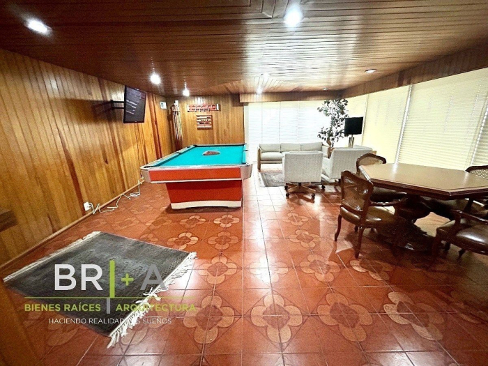CASA En VENTA En BOSQUES De Las LOMAS.