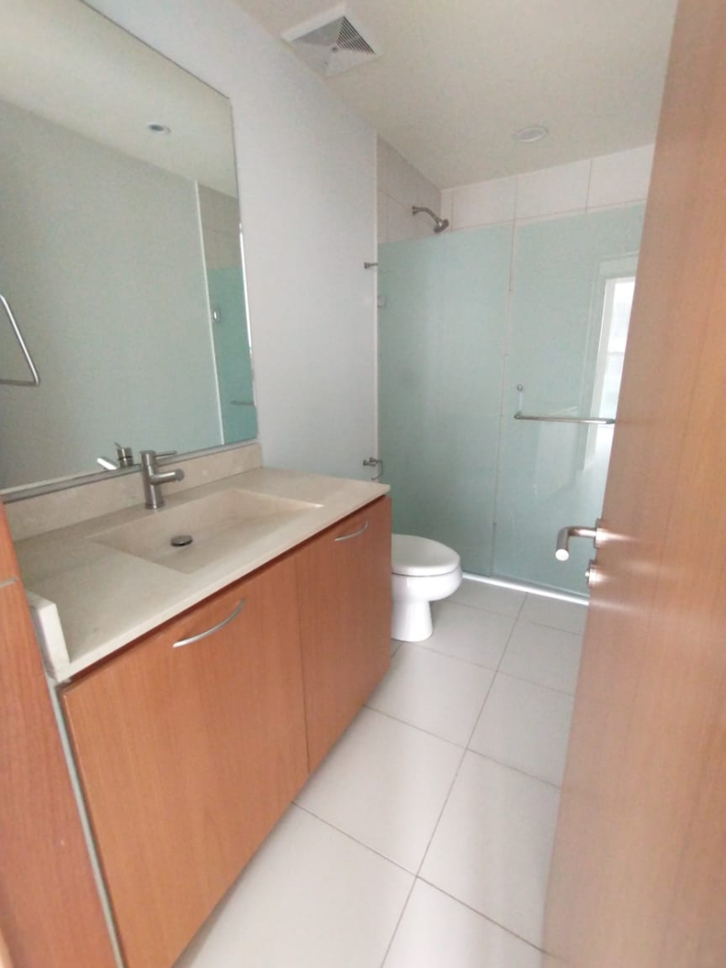 se renta departamento en residencial carso torre dalí miguel hidalgo, cdmx.