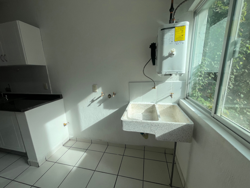 Departamento En Renta En Fraccionamiento Italia Providencia