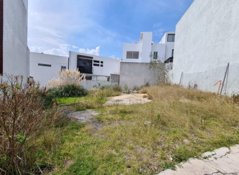 se vende terreno en residencial aqua lago esmeralda, atizapan edo. de mexico.