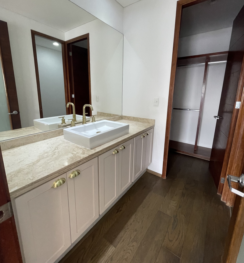 Departamento En Venta Con Vista A Los Volcanes 