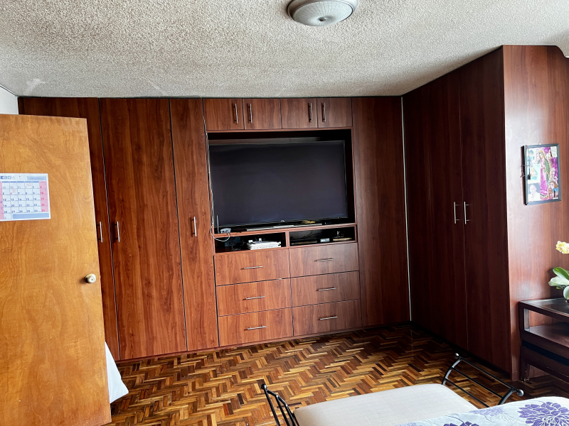 vendo casa con jardín en colón echegaray