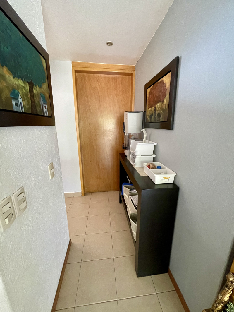 Departamento En Venta En Sáyabes, Bosque Real De Tres Recámaras 