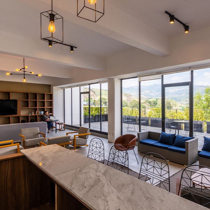 Departamento En Venta En Sáyabes, Bosque Real De Tres Recámaras 