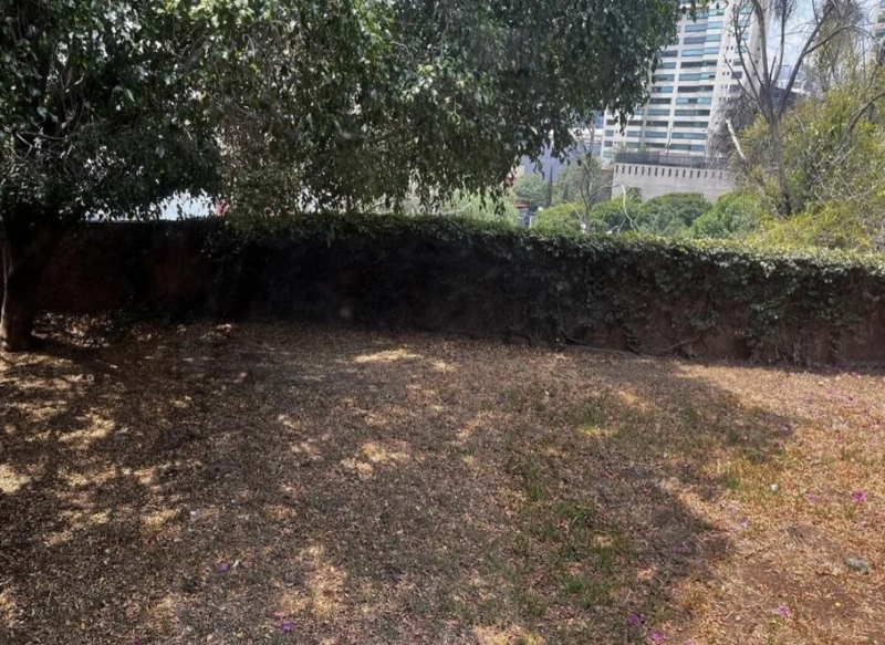 CASA EN VENTA EN PRIVADA - PLACET - AV. CLUB DE GOLF - LOMAS COUNTRY 