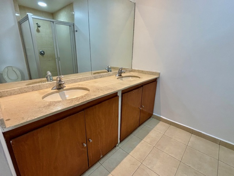 Departamento en renta, en Bosques de las Lomas