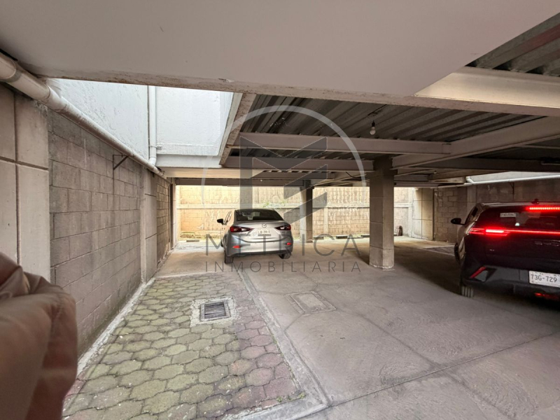 oficina en renta semi amueblada en lomas del chamizal