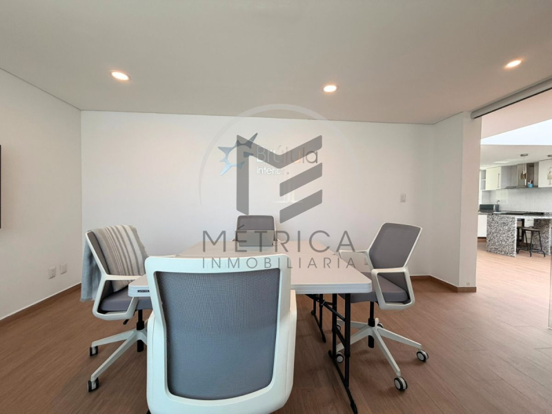 oficina en renta semi amueblada en lomas del chamizal