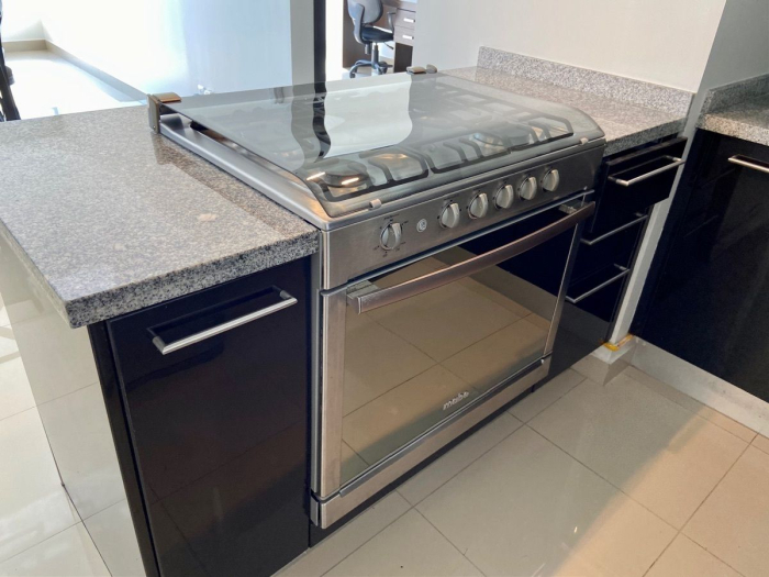 departamento amueblado en renta, ideal para ejecutiv@. polarea, vista al soumaya