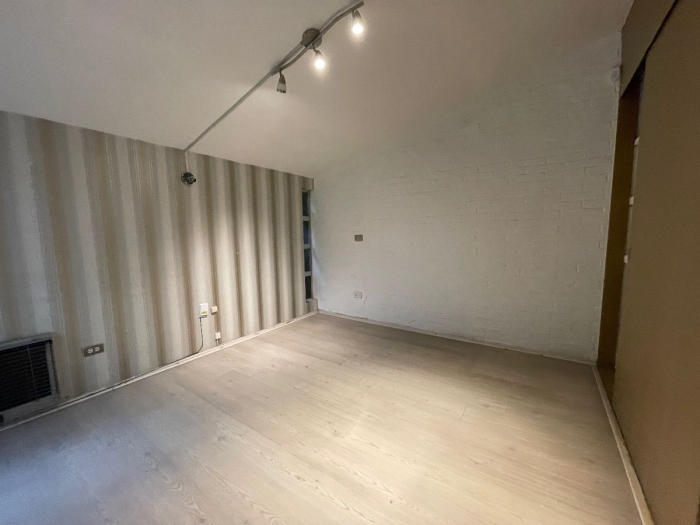 casa con us de suelo en venta muy bien ubicada