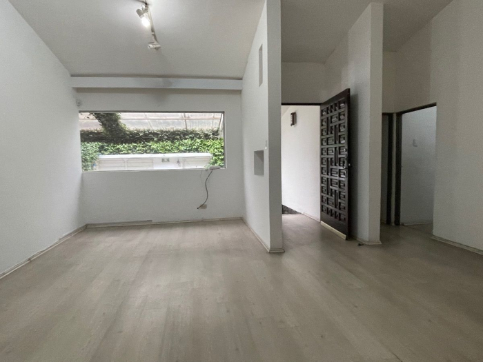 casa con us de suelo en venta muy bien ubicada