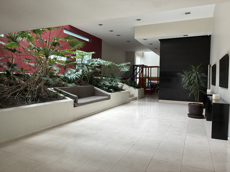 Departamento En Venta En Hacienda De Las Palmas