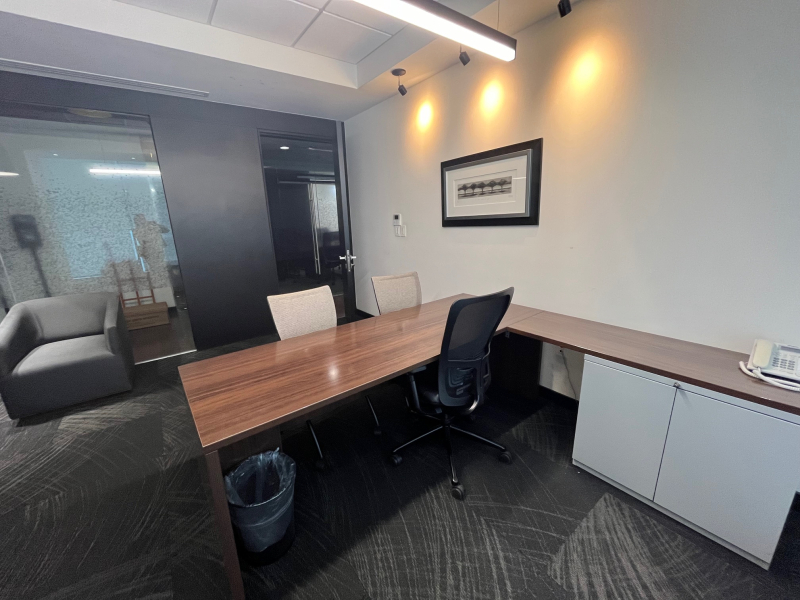 Oficina En Renta En Fraccionamiento Colinas De San Javier