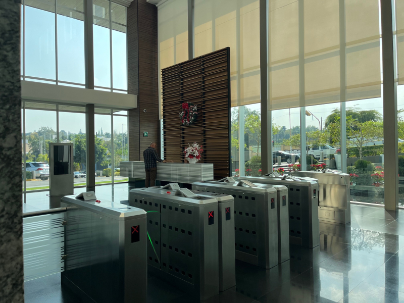 Oficina En Renta Amueblada Colinas De San Javier Guadalajara