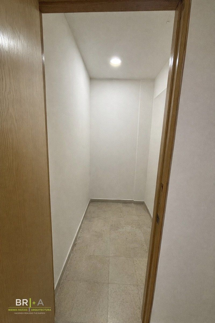 Local Comercial En Renta En Jesús Del Monte, Interlomas