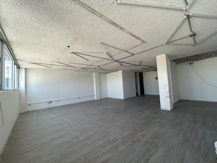 OFICINA EN VENTA EXCELENTE UBICACIÃ“N