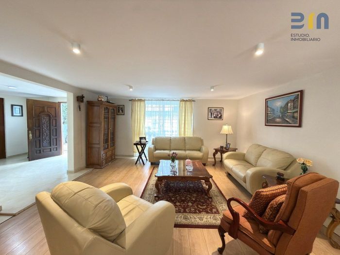 Casa en Venta en  Lomas de Tecamachalco