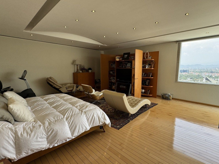 extraordinaria casa en venta en jardines del pedregal con seguridad