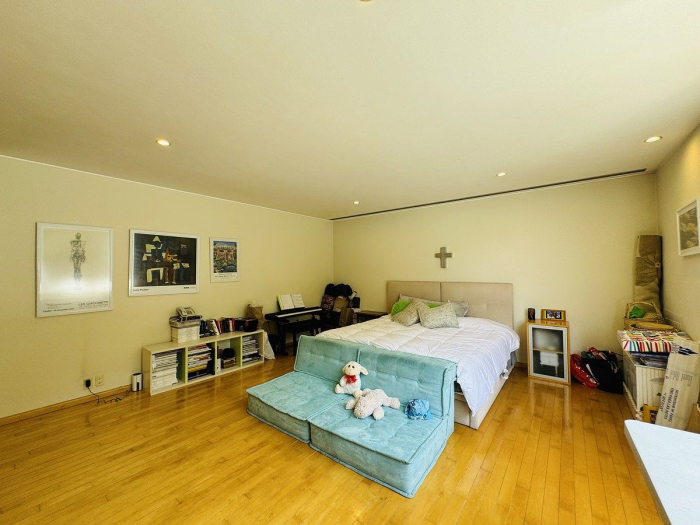 extraordinaria casa en venta en jardines del pedregal con seguridad