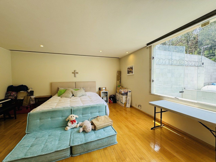 extraordinaria casa en venta en jardines del pedregal con seguridad