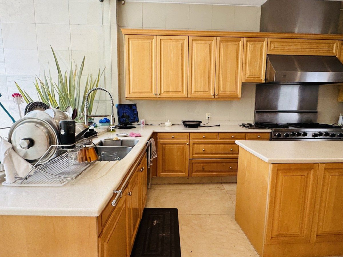 extraordinaria casa en venta en jardines del pedregal con seguridad