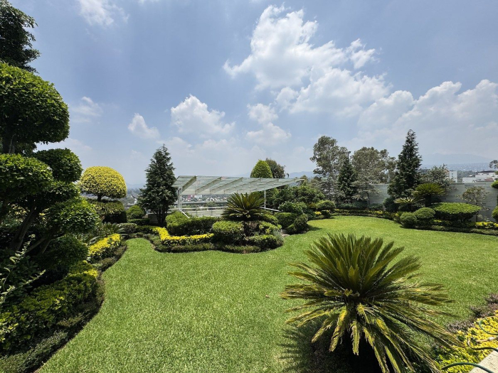 extraordinaria casa en venta en jardines del pedregal con seguridad